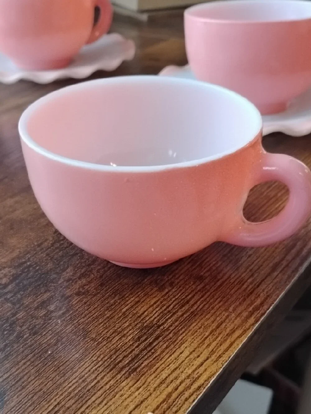Hazel Atlas Rippled Saucers With Pink Cups